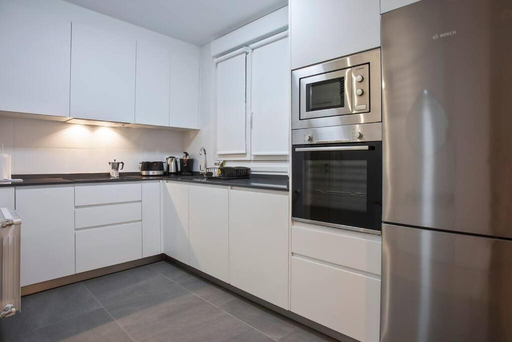 Zubietetxea Nuevo Con Garage Urbano Gratis Apartment Bilbao Bagian luar foto