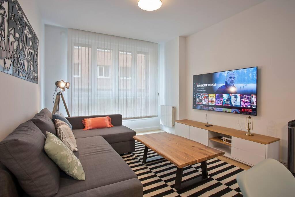 Zubietetxea Nuevo Con Garage Urbano Gratis Apartment Bilbao Bagian luar foto
